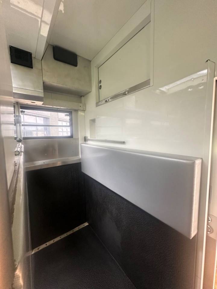 Horsebox NON-HGV Autre marque VOLVO 0 Used