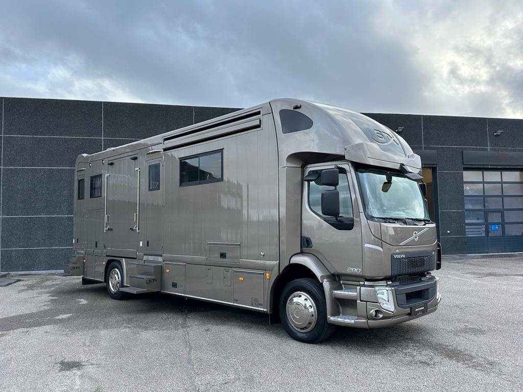 Horsebox NON-HGV Autre marque VOLVO 0 Used