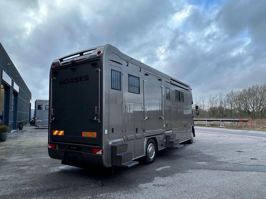 Horsebox NON-HGV Autre marque VOLVO 0 Used