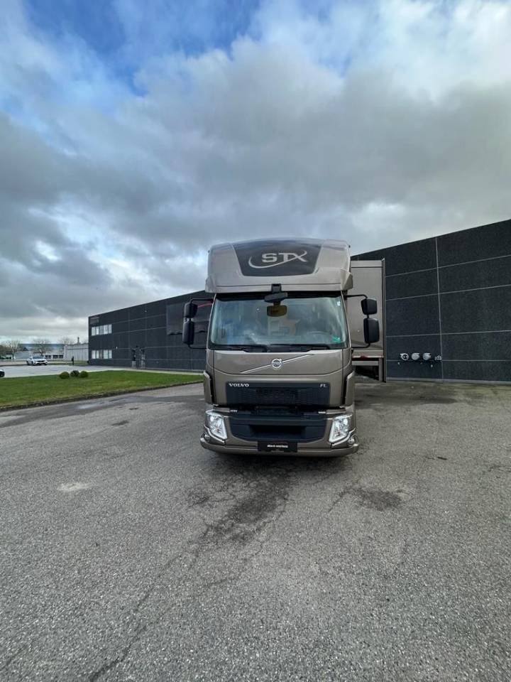 Horsebox NON-HGV Autre marque VOLVO 0 Used