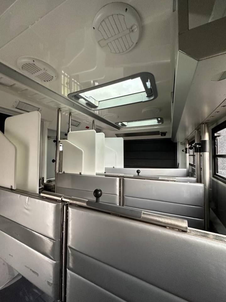 Horsebox NON-HGV Autre marque VOLVO 0 Used