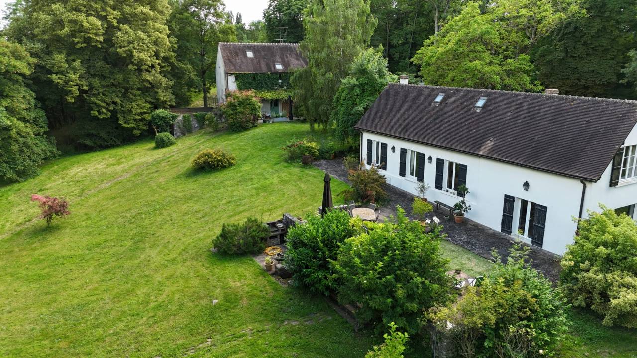 Livery yard  Val-d'Oise