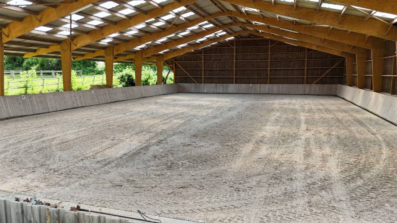 Livery yard  Val-d'Oise