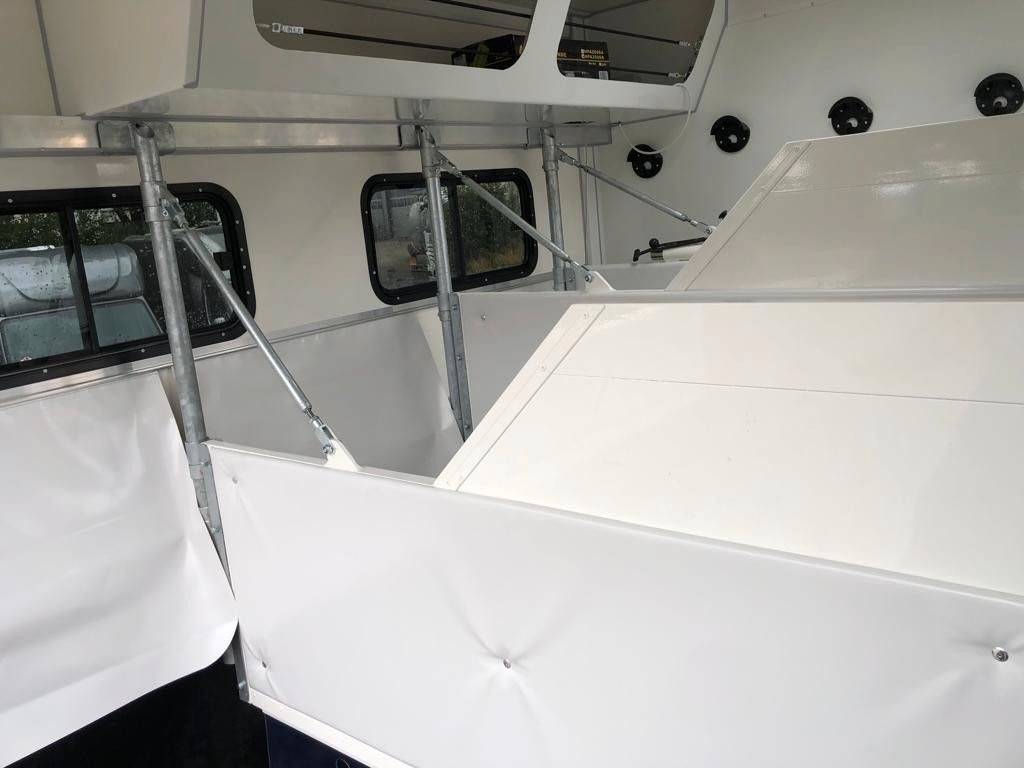 Horsebox NON-HGV Autre marque FUSO  0 New