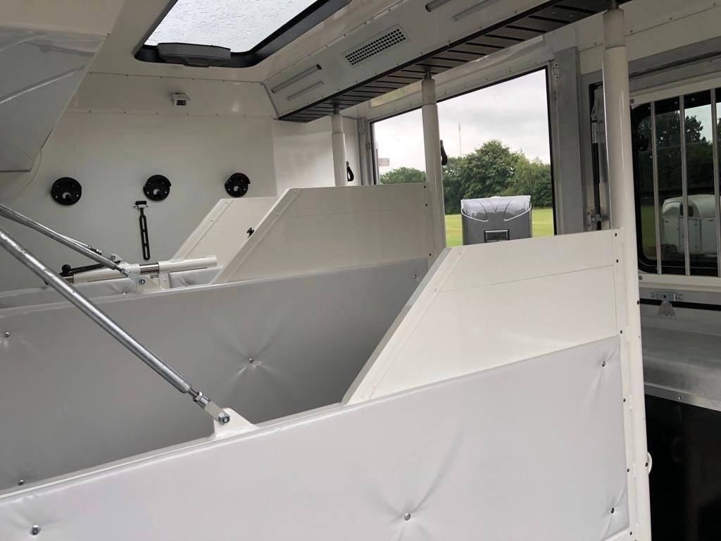 Horsebox NON-HGV Autre marque FUSO  0 New