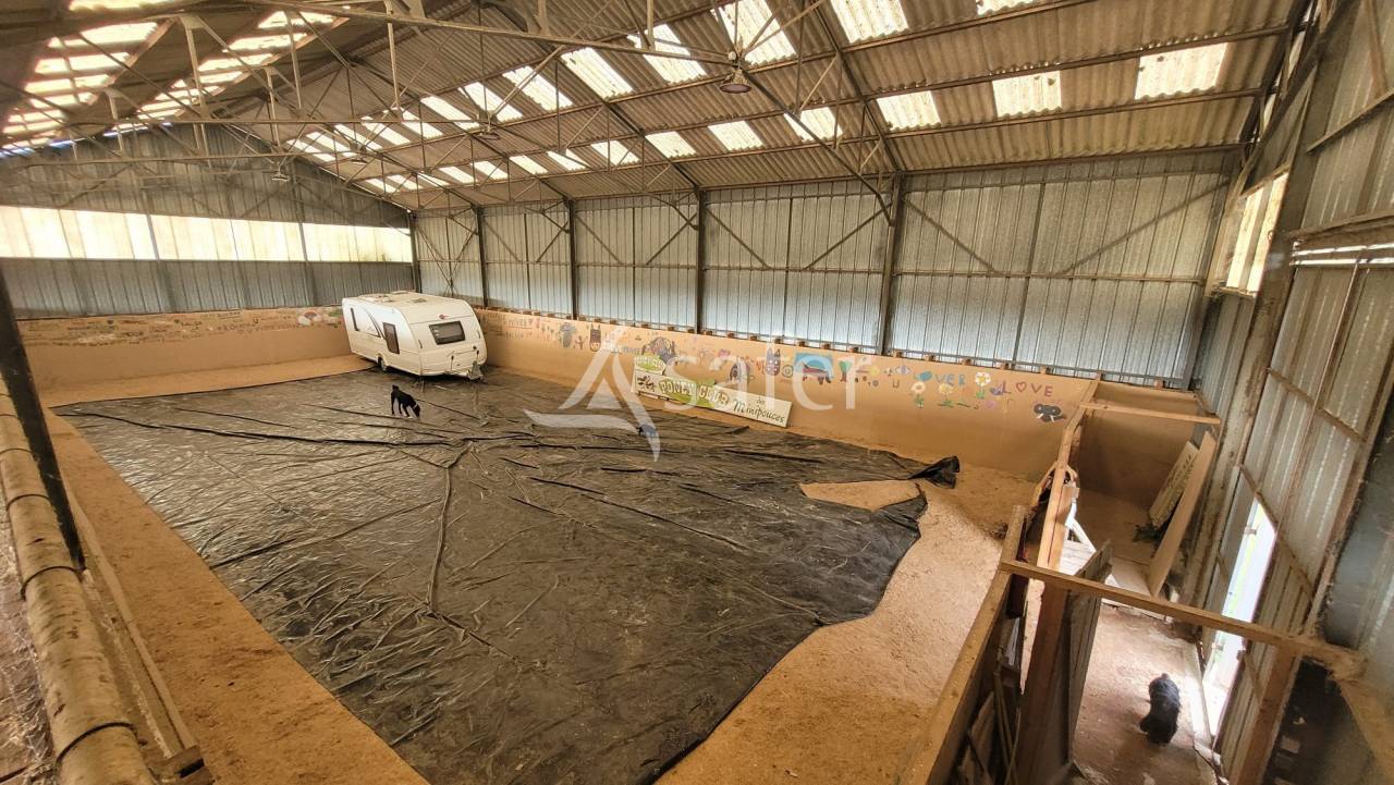 Equestrian property  Allier