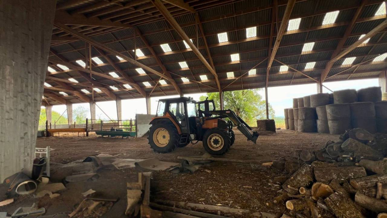 Equestrian property  Lot