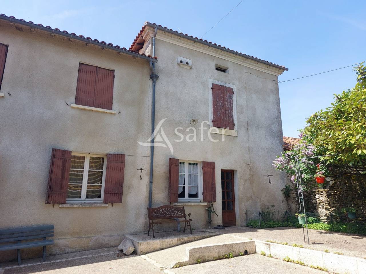 Sheep farm  Dordogne