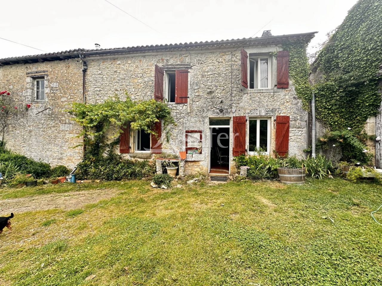 Other country property  Charente