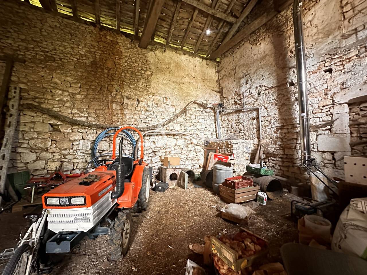 Other country property  Charente