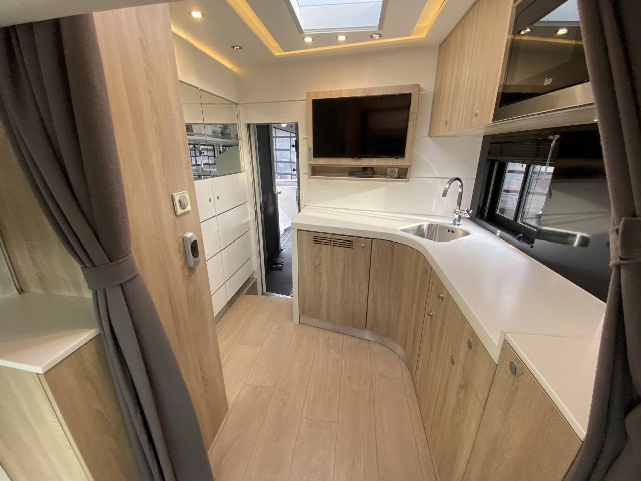 Horsebox NON-HGV STX  2015 Used