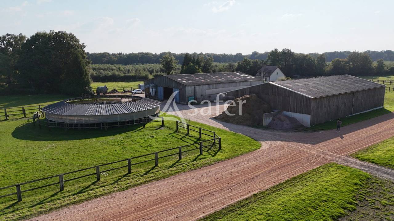 Equestrian property  Calvados