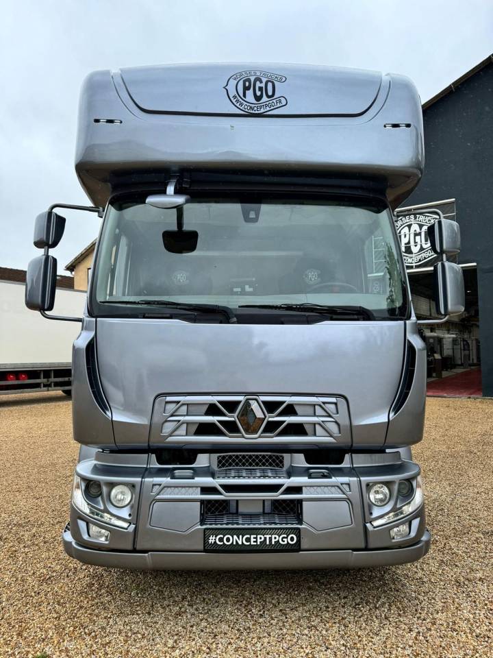 Horsebox NON-HGV Renault Conceptpgo 7  2017 Used