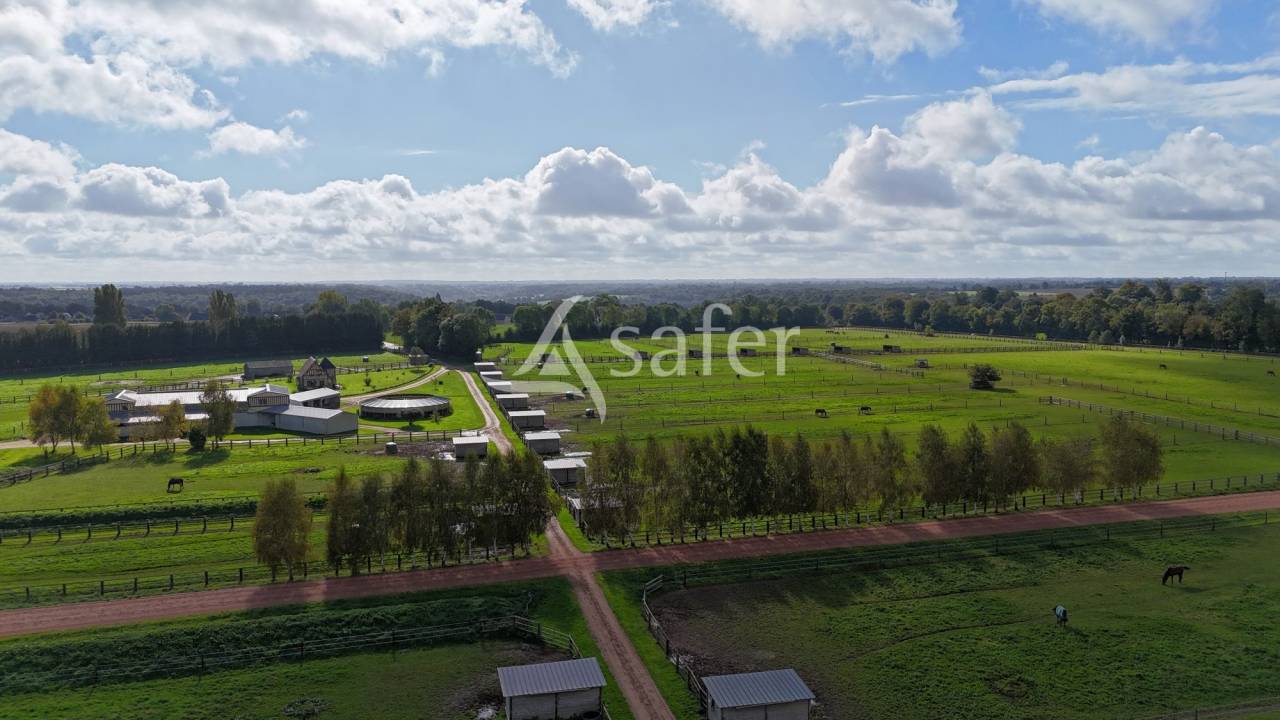 Equestrian property  Calvados
