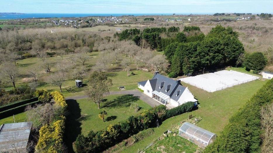 Luxurious equestrian property  C&ocirc;te d'Armor
