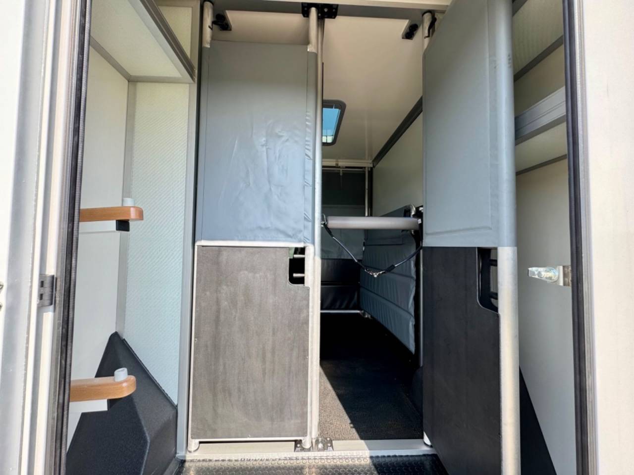 Horsebox HGV Autre marque NISSAN 0 New