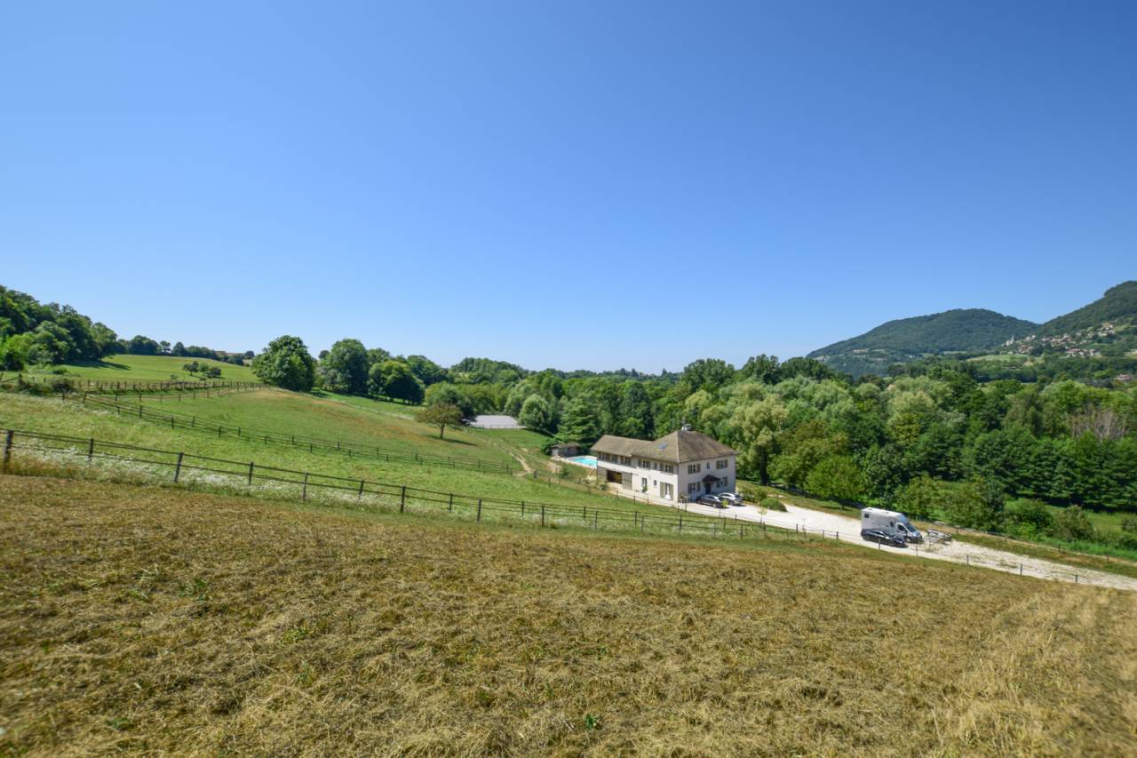 Equestrian property  Isère
