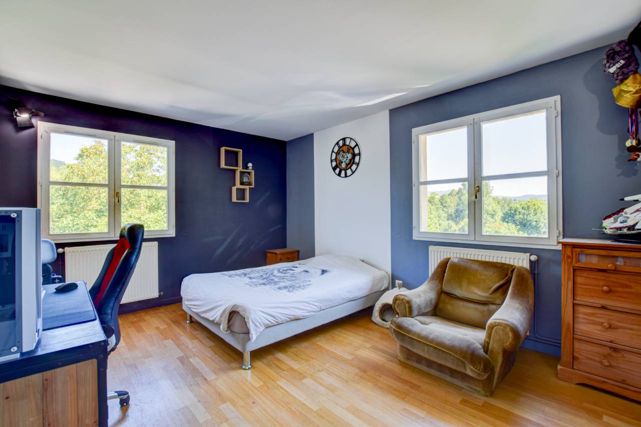 Equestrian property  Isère