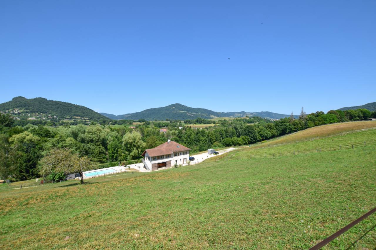 Equestrian property  Isère