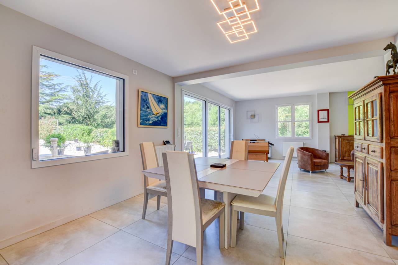 Equestrian property  Isère