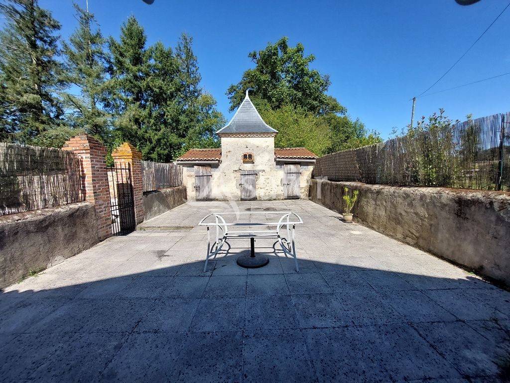 Other country property  Haute-Vienne