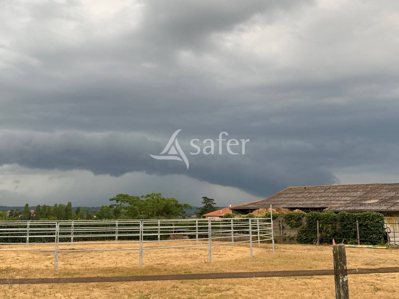 Equestrian property  Hautes-Pyrénées