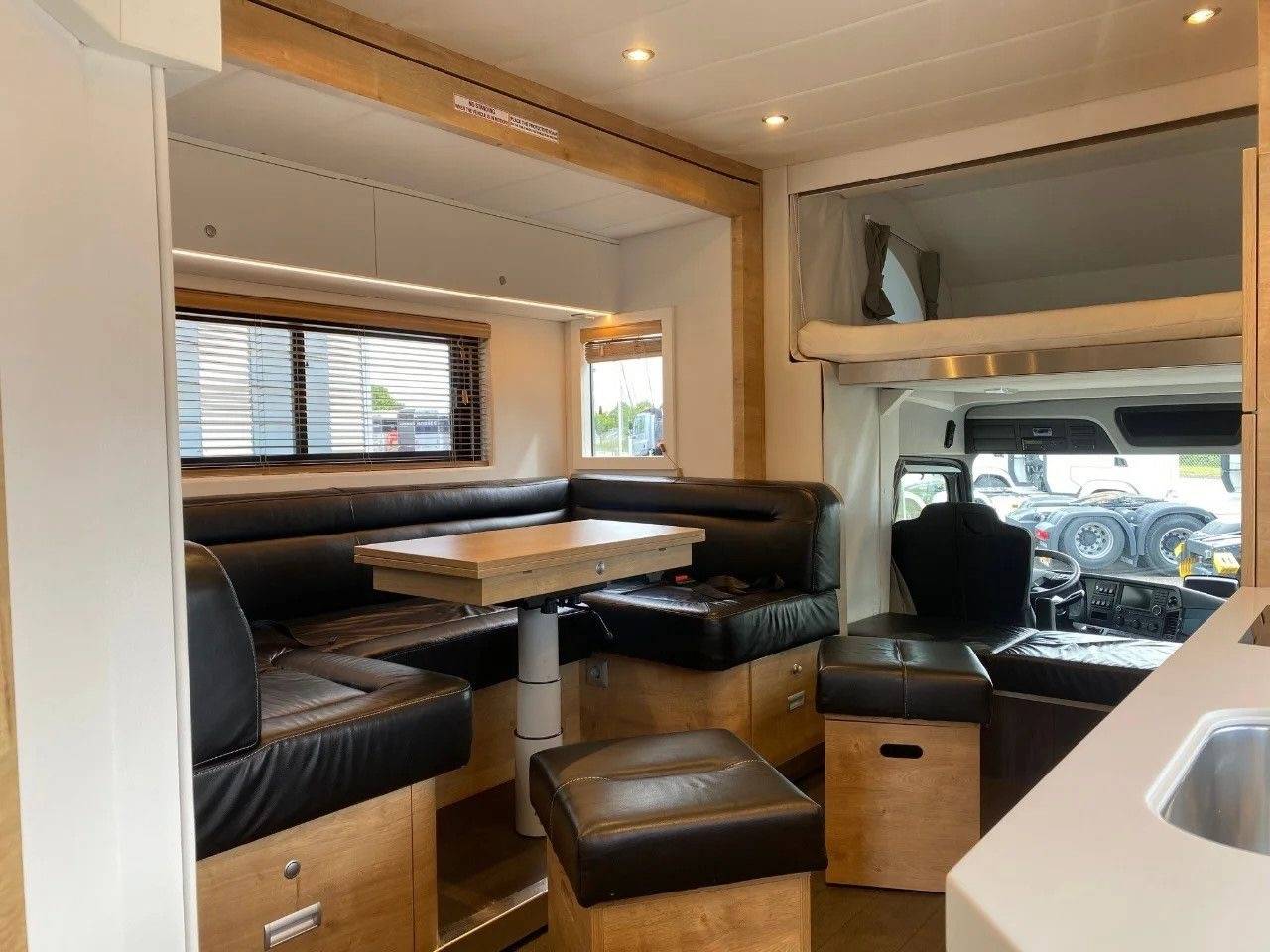 Horsebox NON-HGV Mercedes MERCEDES-BENZ 0 Used