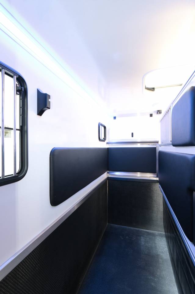 Horsebox HGV Krismar  2025 New