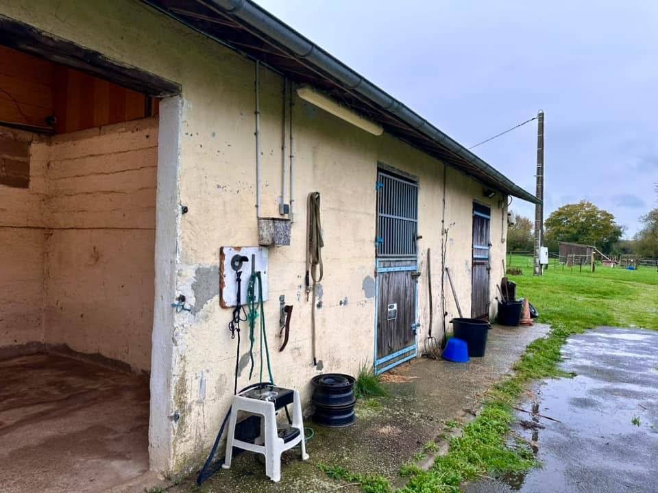 Equestrian property  Calvados