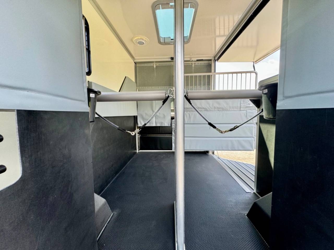 Horsebox HGV Autre marque NISSAN 0 New