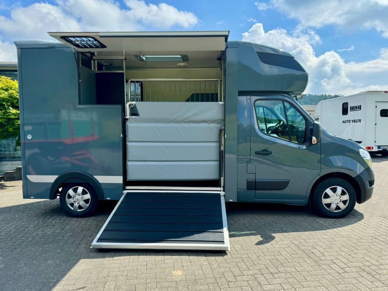 Horsebox HGV Autre marque NISSAN 0 New