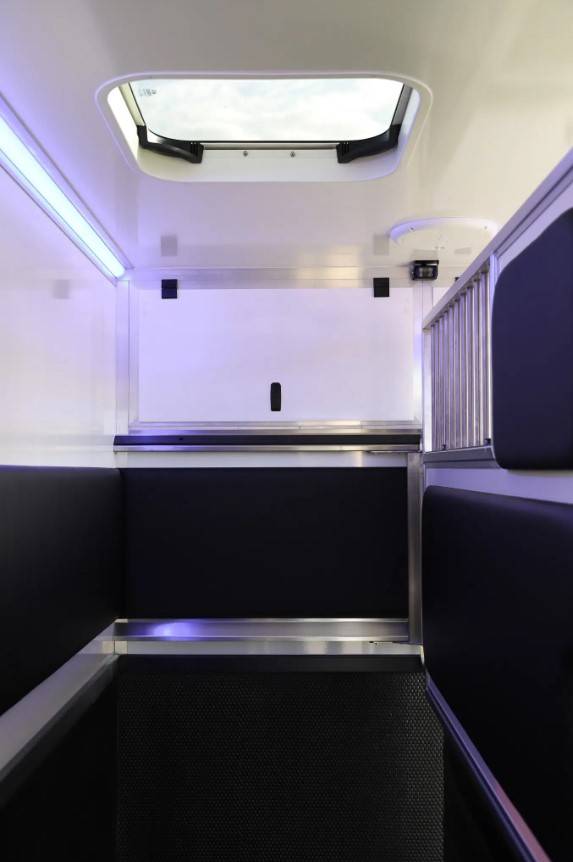 Horsebox HGV Krismar  2025 New