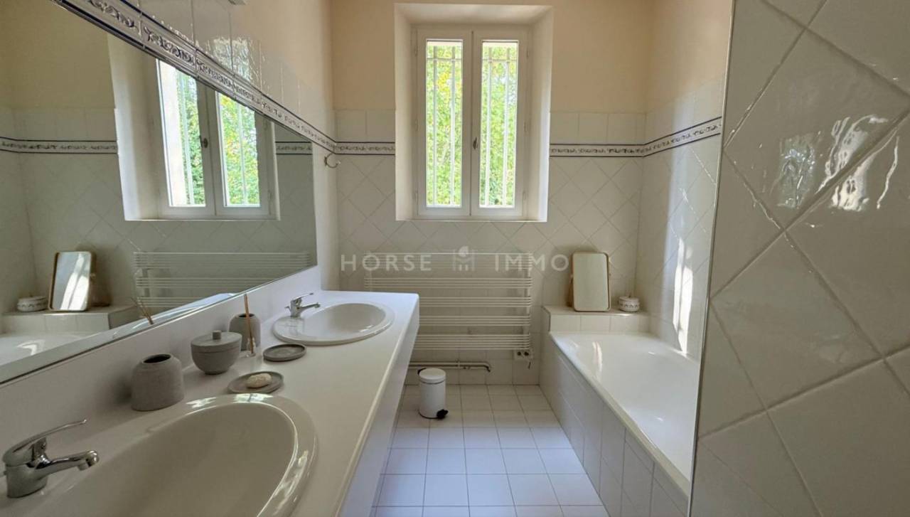 Equestrian property  Bouches-du-Rhône