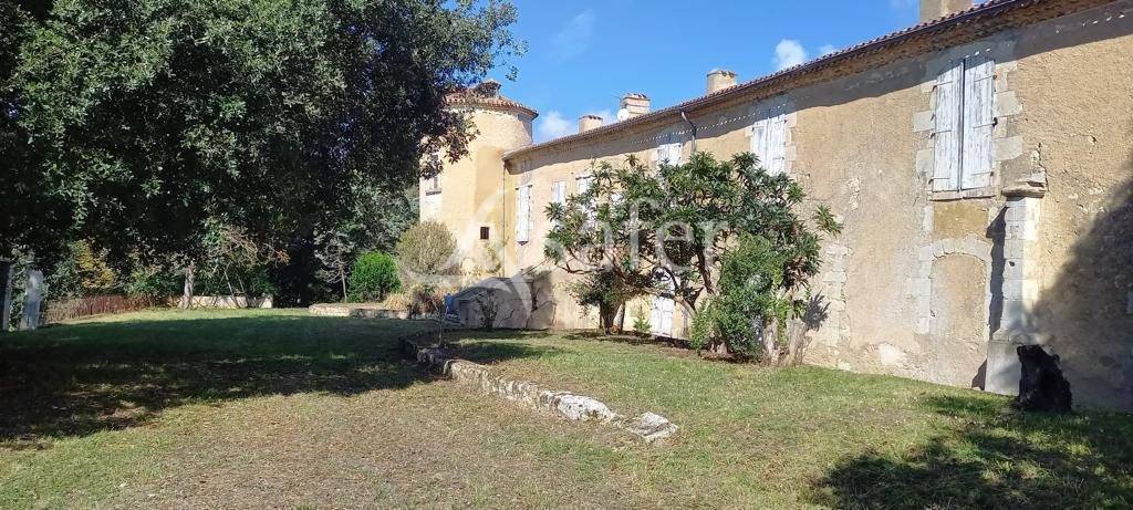 Other country property  Gers