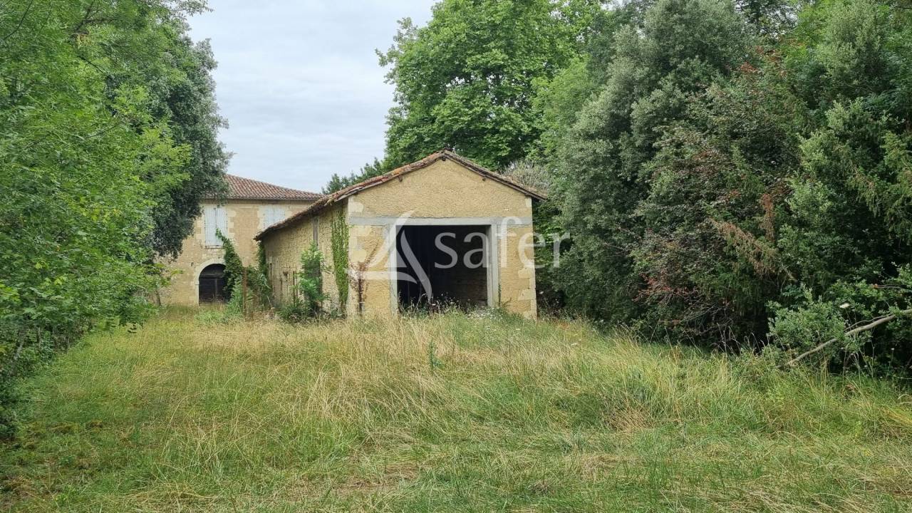 Other country property  Gers