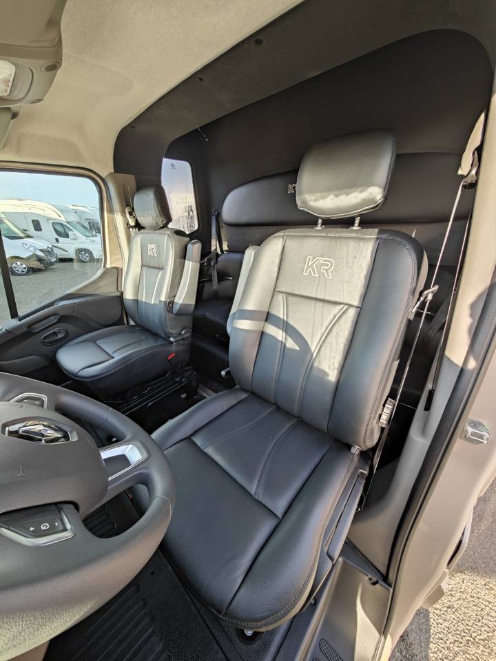 Horsebox HGV Krismar Horsebox 2-5 2025 New