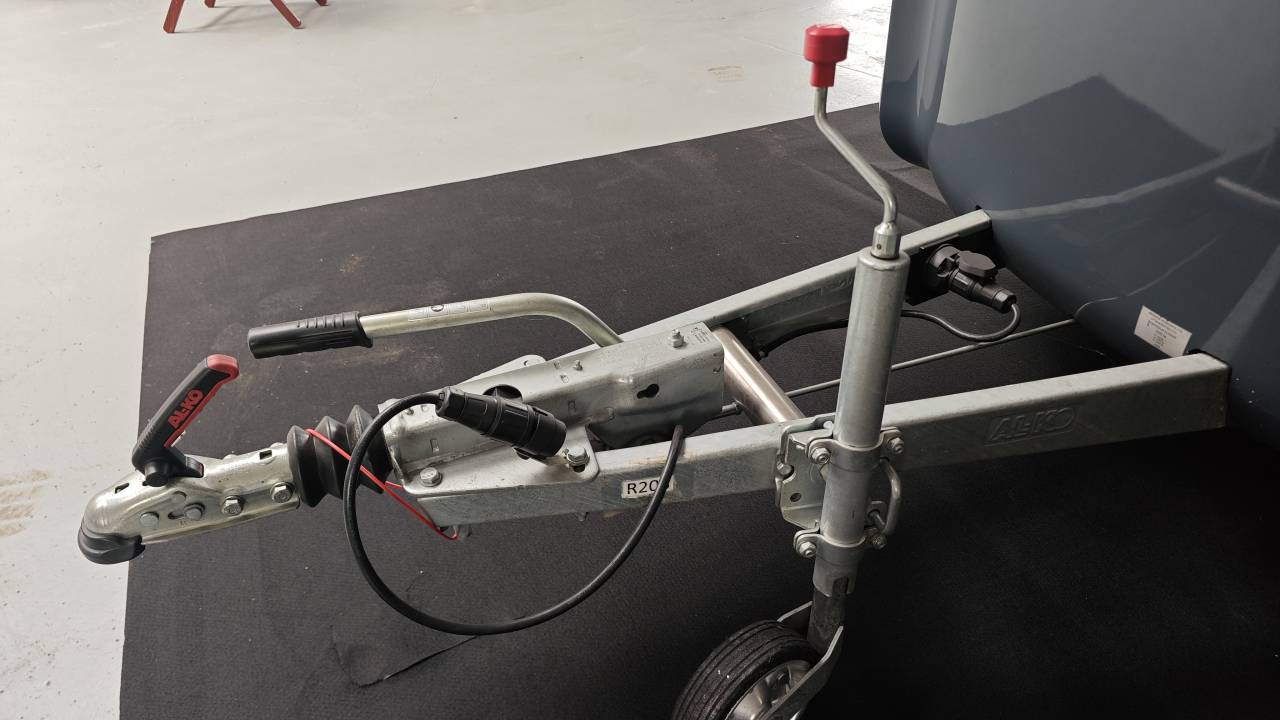 Horse trailer - Other brand - Krismar stalles 2h 2.5 2 Stalls 2025 New