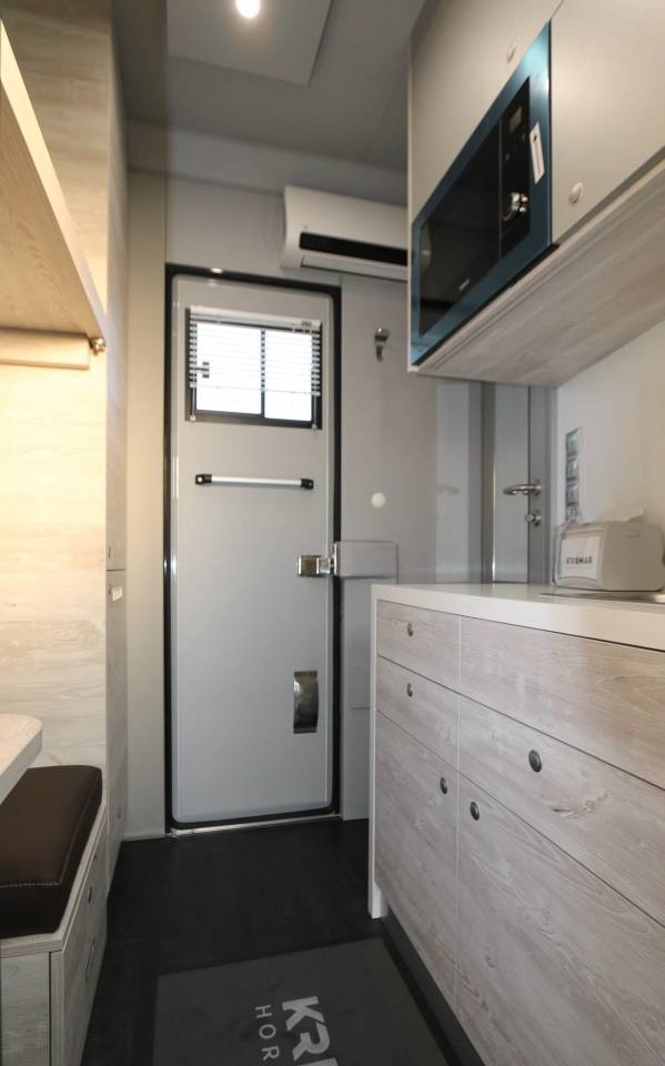 Horse trailer - Other brand - Krismar homecar 3.5 3 Stalls 2025 New