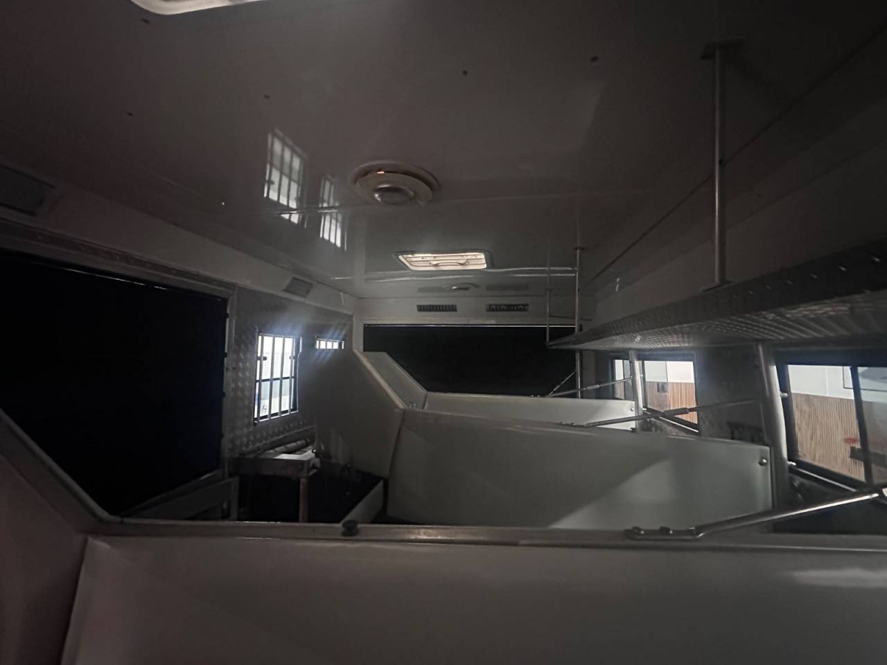 Horsebox NON-HGV Mercedes MERCEDES-BENZ 0 Used