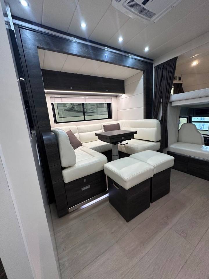 Horsebox NON-HGV Autre marque VOLVO 0 Used