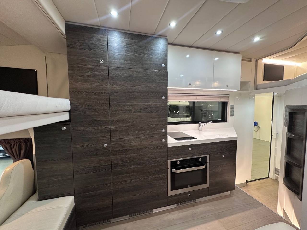 Horsebox NON-HGV Autre marque VOLVO 0 Used