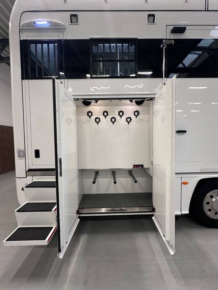 Horsebox NON-HGV Autre marque VOLVO 0 Used