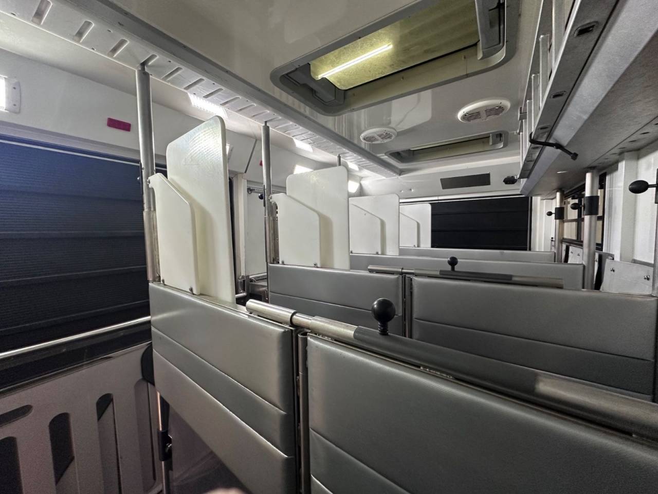 Horsebox NON-HGV Autre marque VOLVO 0 Used