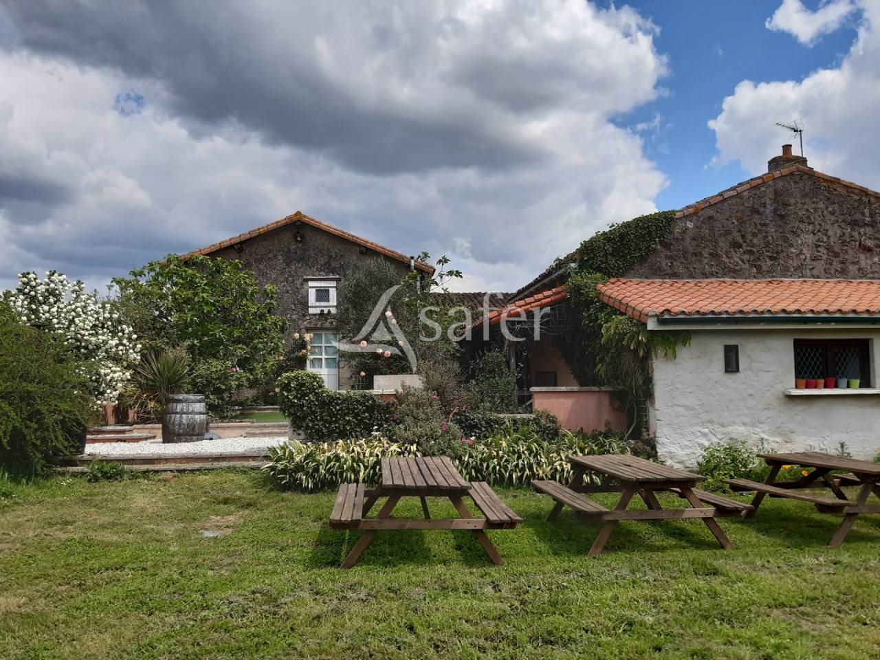 Other agricultural property  Deux-Sèvres
