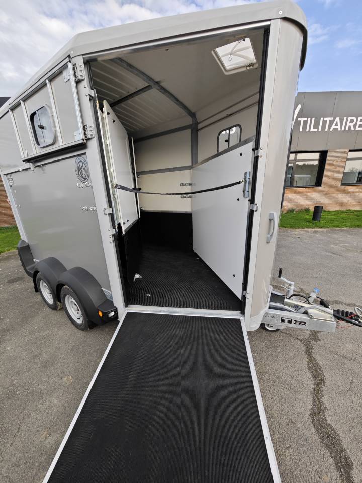 Horse trailer Ifor Williams Hb511 2 Stalls 2025 New