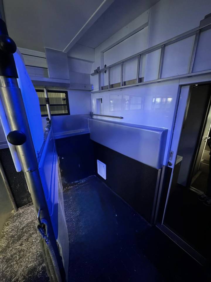 Horsebox NON-HGV Scania SCANIA 0 Used