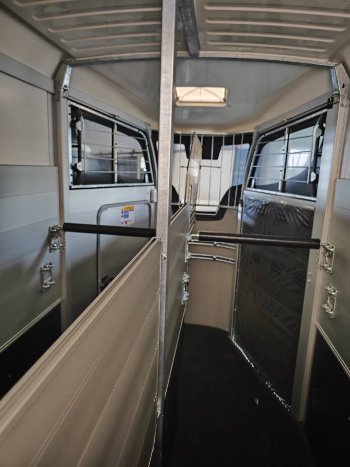 Horse trailer Ifor Williams Hbx506 2 Stalls 2025 New