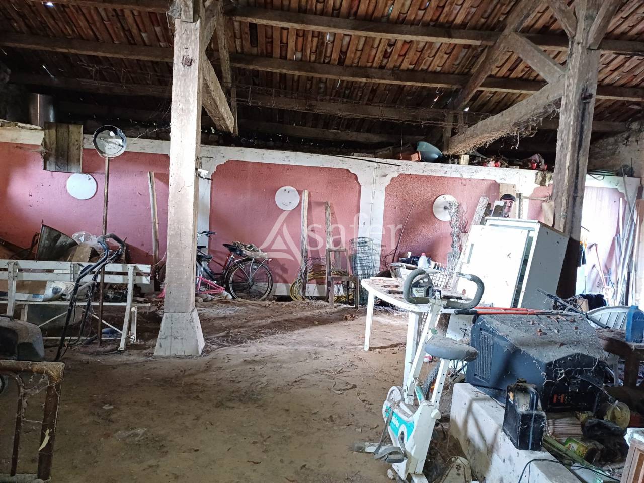 Other agricultural property  Charente-Maritime