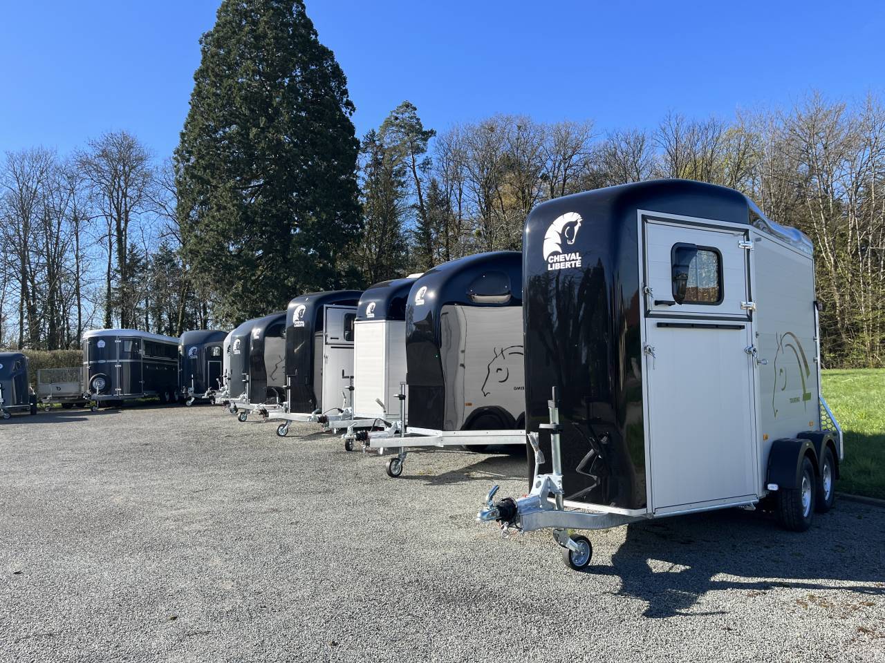 LCM - Le cheval Mobile | Horse transport > Horse trailers, Repair