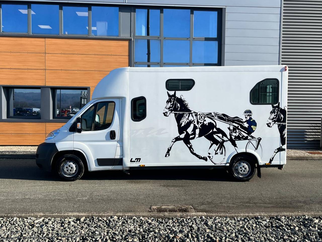 Horsebox HGV Theault VL BOXER THEAULT PROTEO 2014 Used